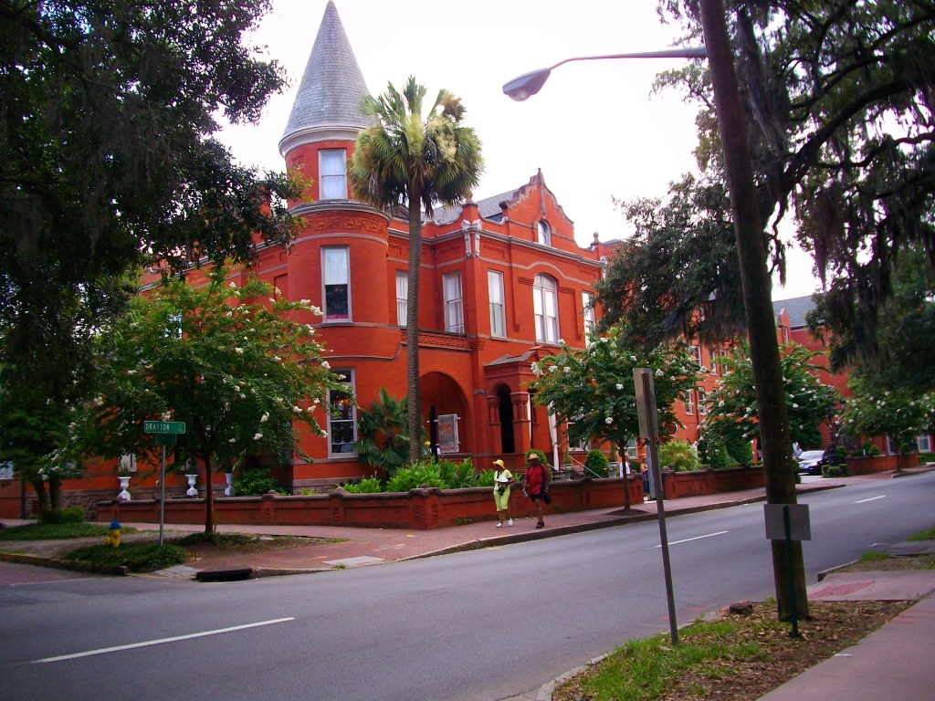 Also called 700 Drayton, this mansion was turned into a 5-star B&B and restaurant. It's very swanky inside with it's own art gallery and everything!